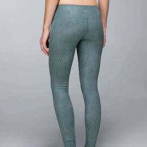 COPY - Last chance: lululemon • Wunder Under Leggings